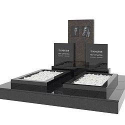 Памятник Е7