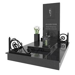 Памятник С8