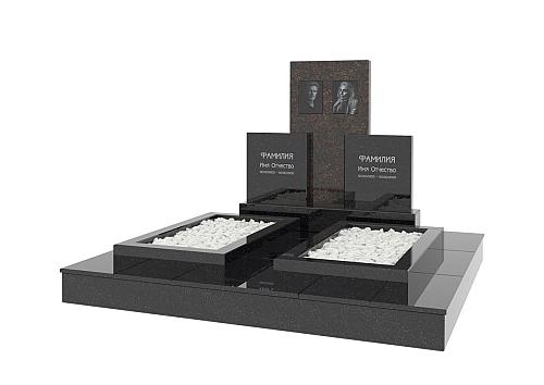 Памятник Е7